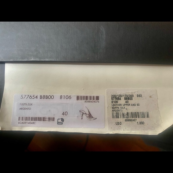 Gucci Silver Leather Embellished Slingback Sandal - NWT - Picture 7 of 7